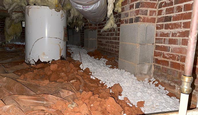 Crawl space interior drainage