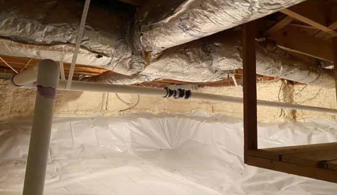 Sealed crawl space