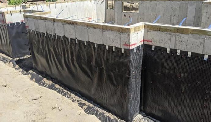 professional waterproofing of exterior foundation